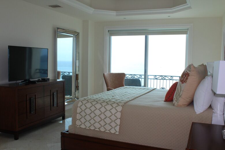 Landmark Resort of Cozumel - 3 Bedroom Residence with Ocean View (510) - Cozumel, Mexico