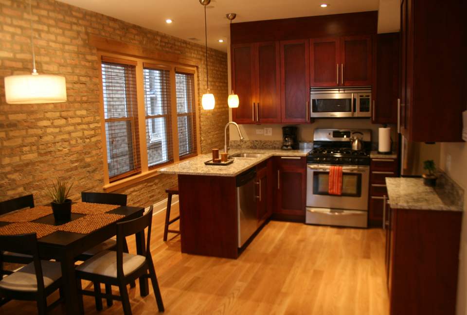 Village North In Chicago - Chicago, Illinois