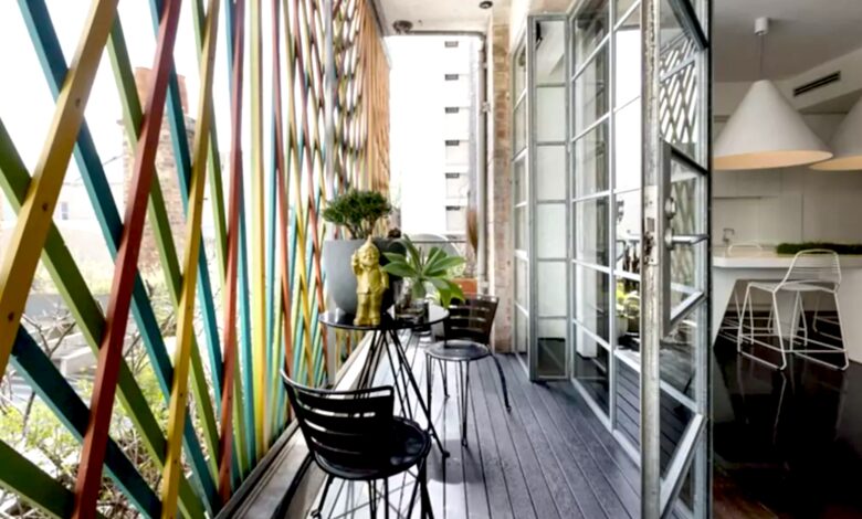 Sydney's Iconic Yellow House Pad - Potts Point, Australia