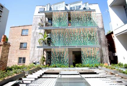 Sydney's Iconic Yellow House Pad - Potts Point, Australia