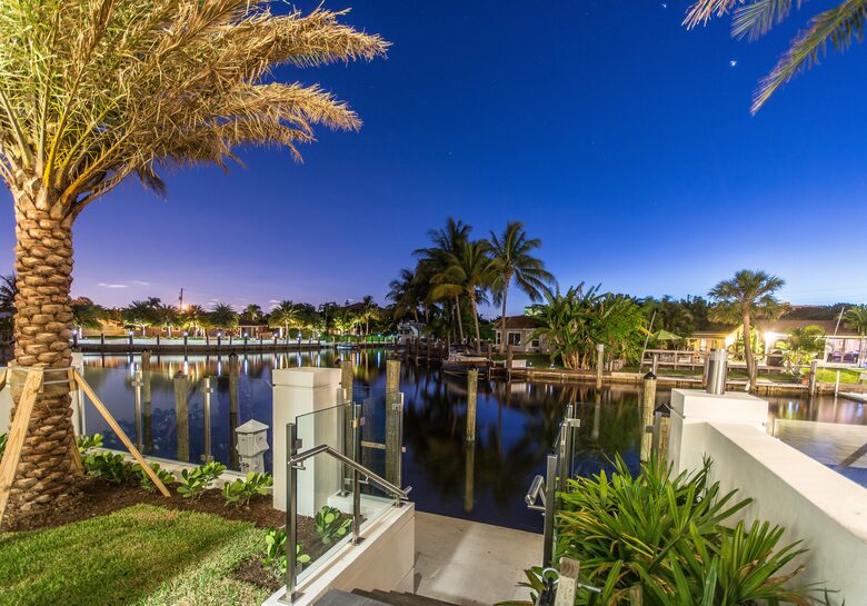SkY255 - 4 Bedroom Townhouse - Lauderdale by the Sea, Florida