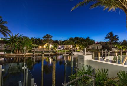 SkY255 - 4 Bedroom Townhouse - Lauderdale by the Sea, Florida