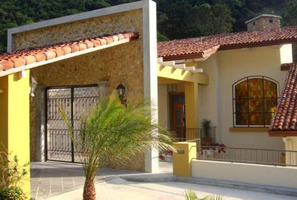 Valle Escondido Boquete Luxury Estate - Boquete, Panama