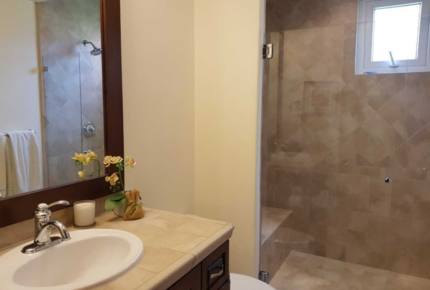 Pura Vida Beach Estate - Playa Herradura, Costa Rica