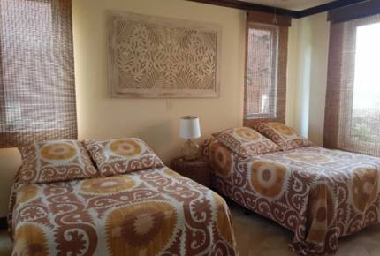 Pura Vida Beach Estate - Playa Herradura, Costa Rica