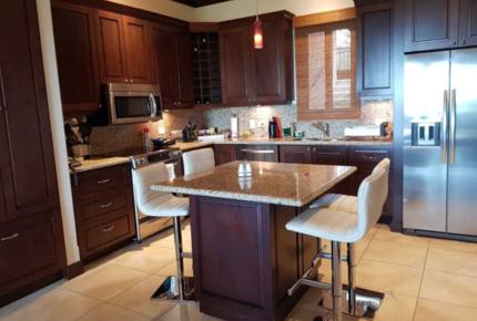 Pura Vida Beach Estate - Playa Herradura, Costa Rica