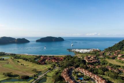 Pura Vida Beach Estate - Playa Herradura, Costa Rica