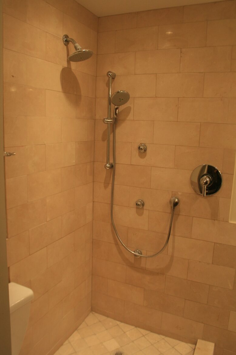 Village North G in Chicago - Chicago, Illinois