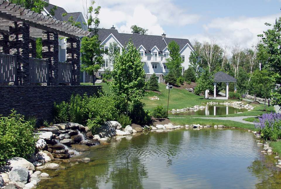 Spacious Stratton Townhouse - Walkable to Village - Stratton, Vermont