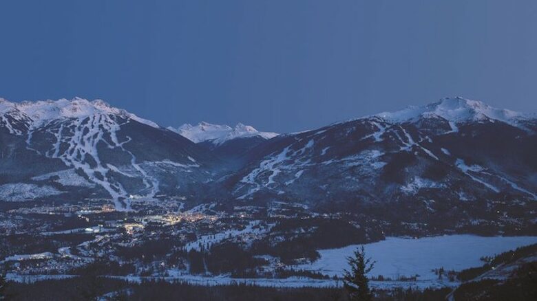 First Tracks Lodge - 2 Bedroom Residence - Whistler, Canada