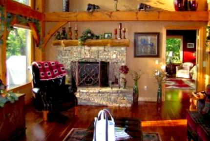 Bear Paw Mountain Retreat - Franklin, North Carolina