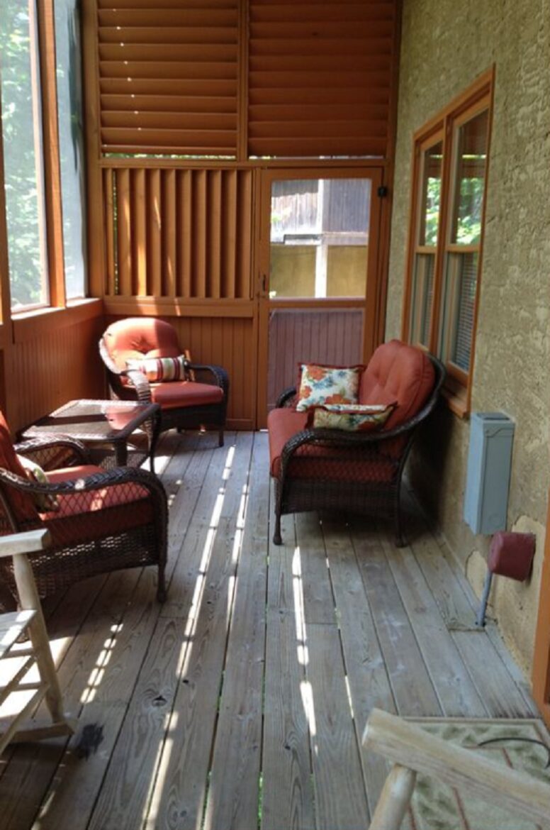 Angels Crest Arrowhead Log Cabin Resort - Pigeon Forge, Tennessee