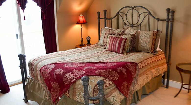 Spacious Stratton Townhouse - Walkable to Village - Stratton, Vermont