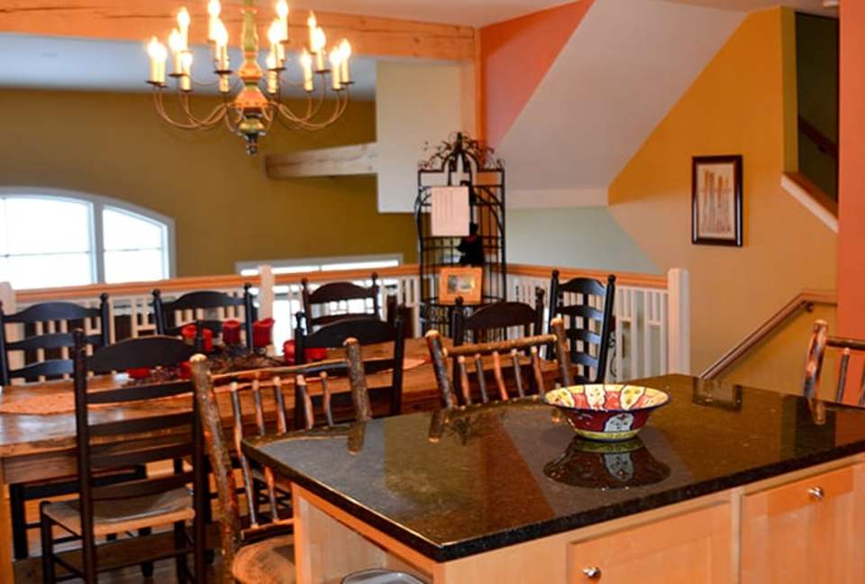 Spacious Stratton Townhouse - Walkable to Village - Stratton, Vermont