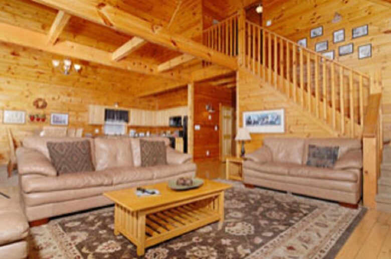 Angels Crest Arrowhead Log Cabin Resort - Pigeon Forge, Tennessee