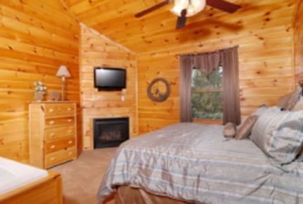 Angels Crest Arrowhead Log Cabin Resort - Pigeon Forge, Tennessee