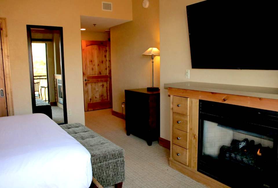 Grand Summit Ski-In Ski-Out Luxury Residence - Park City, Utah