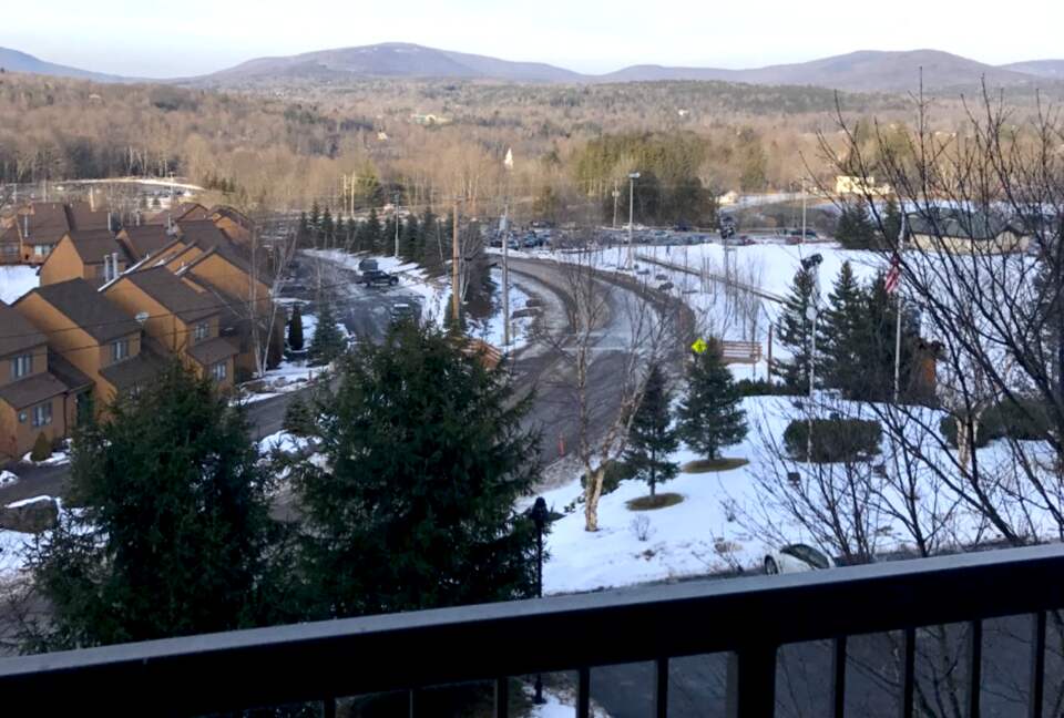 The Enclave - Ski-In/Ski-Out Two-Bedroom Residence - Windham, New York