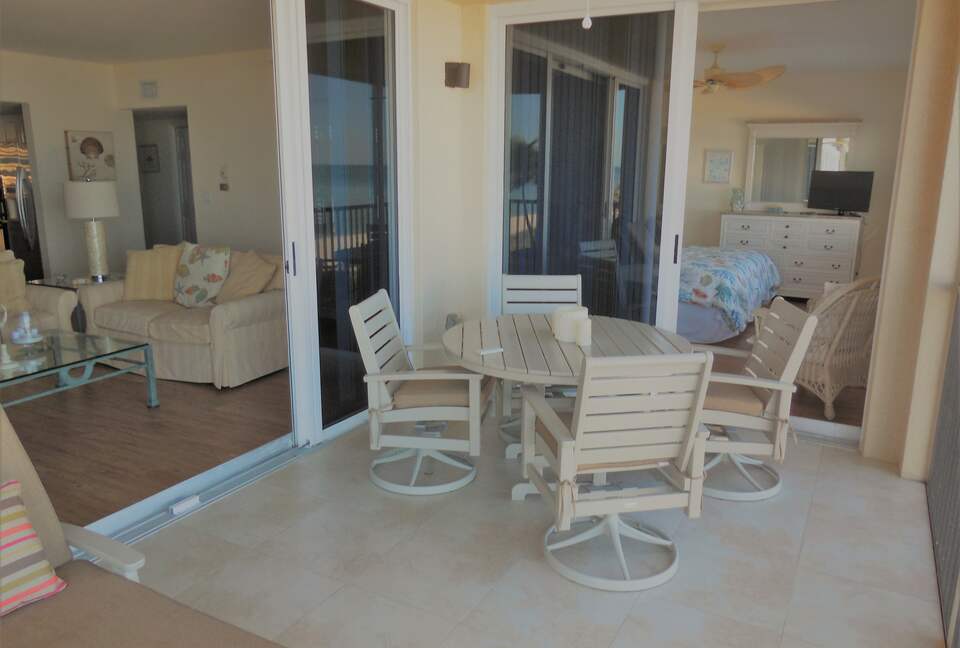 Sea Chase Naples Oceanfront Getaway - Naples, Florida