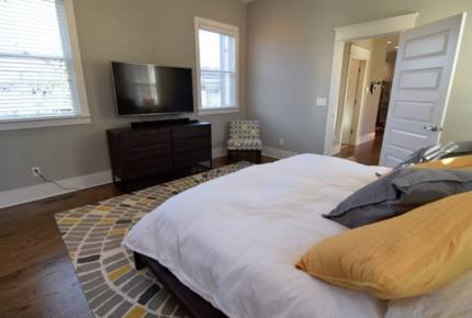 Urban Treehouse Nashville - Nashville, Tennessee