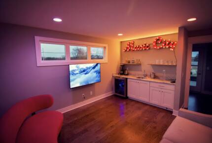 Urban Treehouse Nashville - Nashville, Tennessee