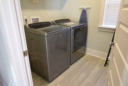 Urban Treehouse Nashville - Nashville, Tennessee