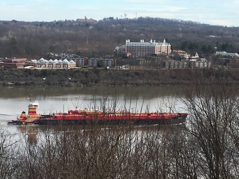 Classic Hudson Riverfront Home and Pool - Highland, New York