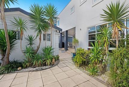 Beachfront Villa Dandaloo - Avoca, Australia