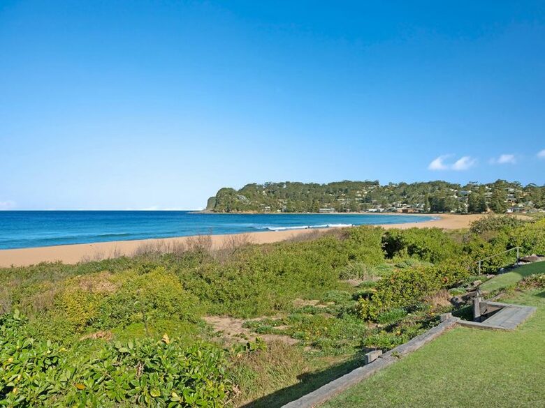 Beachfront Villa Dandaloo - Avoca, Australia