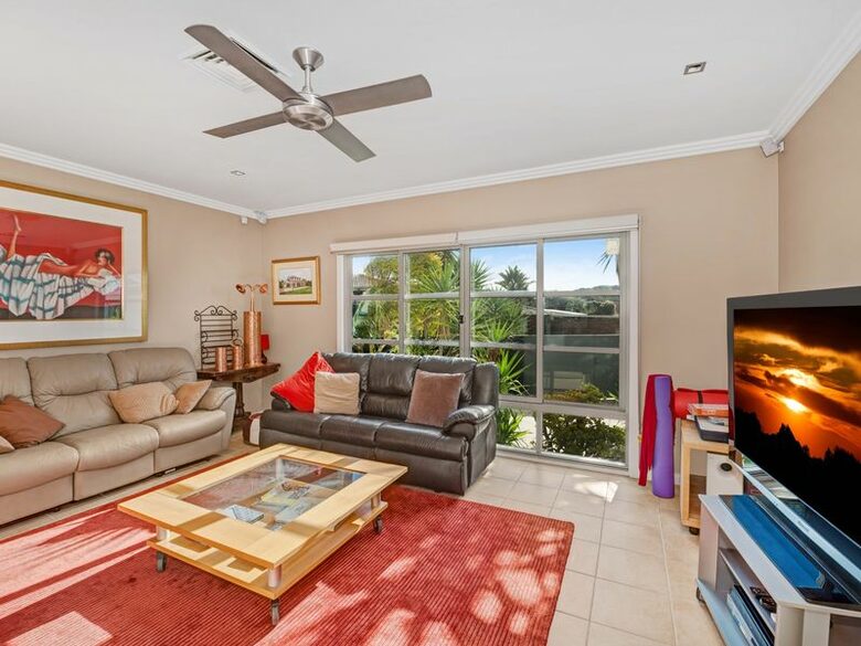 Beachfront Villa Dandaloo - Avoca, Australia