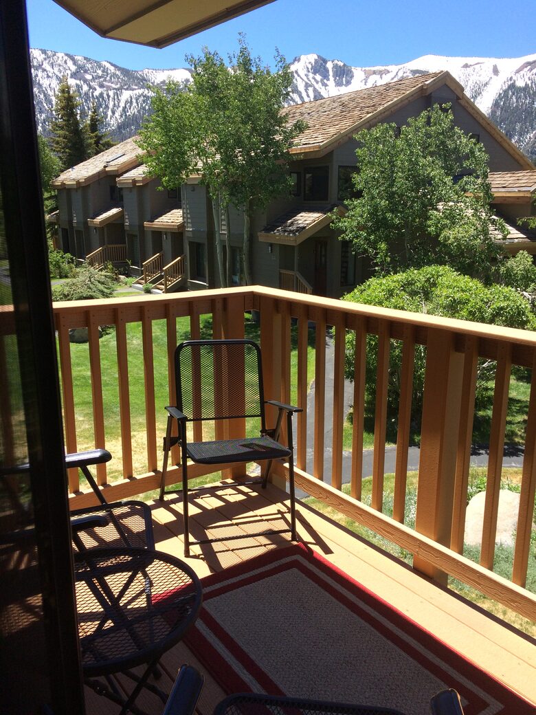 Scenic Snowcreek Townhome - Mammoth Lakes, California