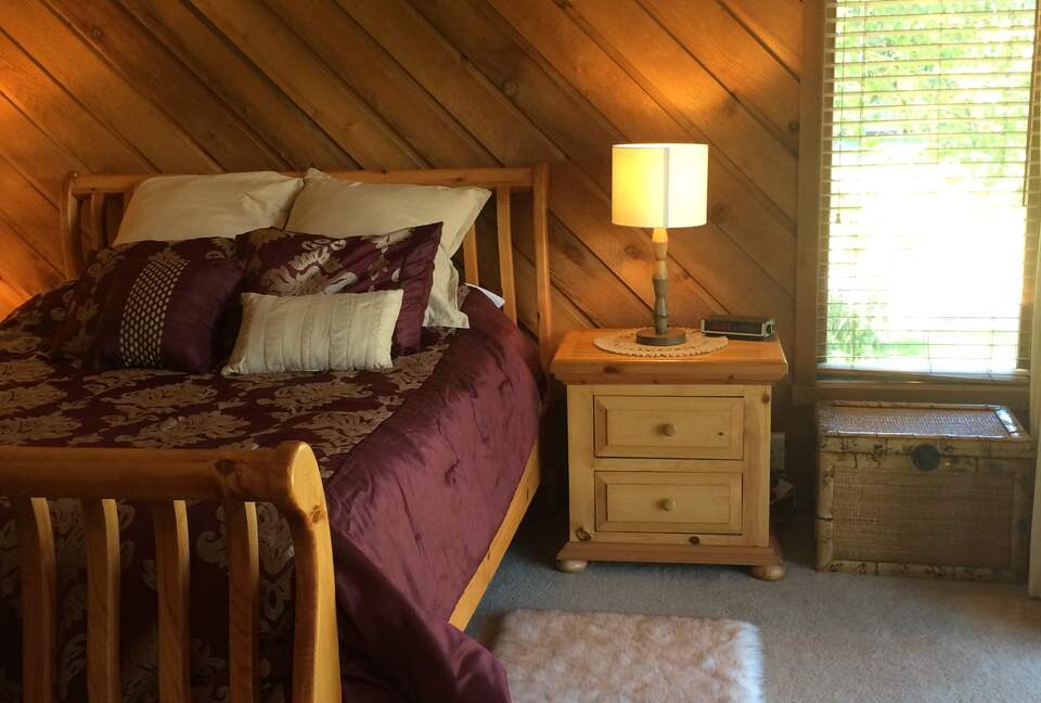 Scenic Snowcreek Townhome - Mammoth Lakes, California