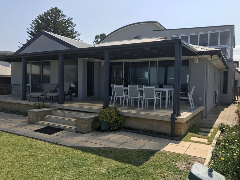 Beachfront Villa Dandaloo - Avoca, Australia