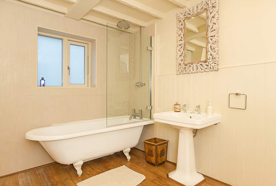 The Copse - Near Henley on Thames, Oxfordshire, United Kingdom