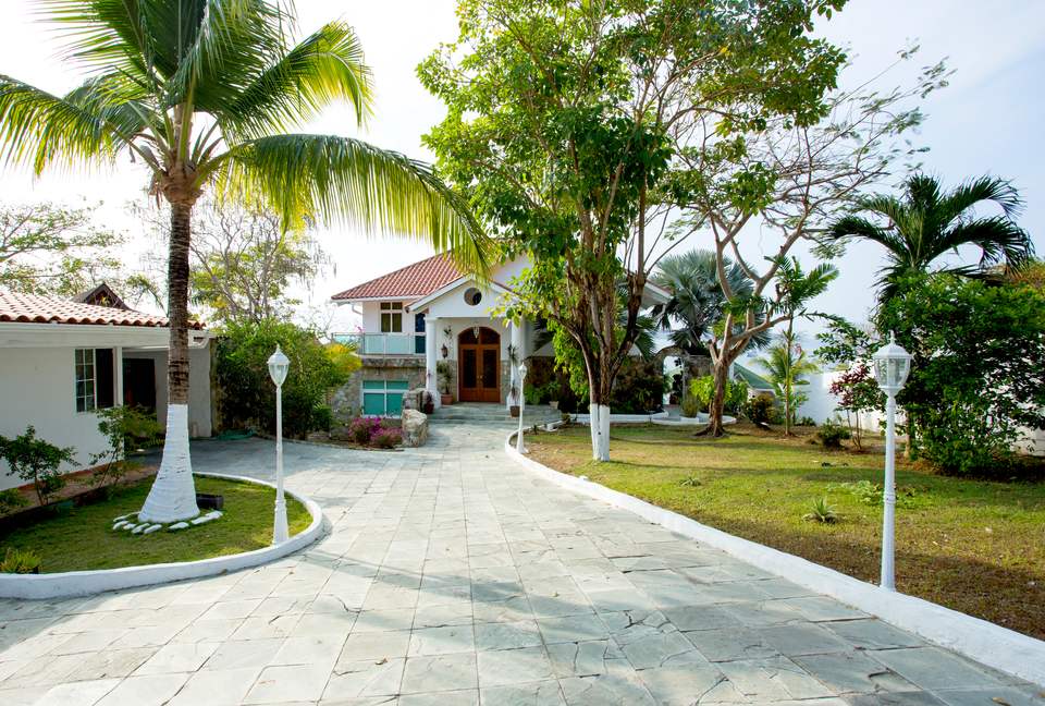 La Isla Contadora - Panama City, Panama