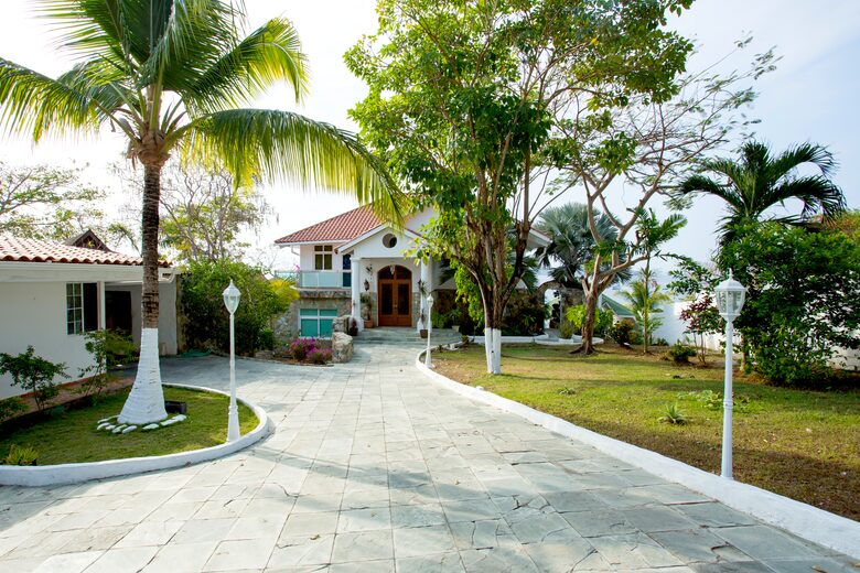 La Isla Contadora - Panama City, Panama