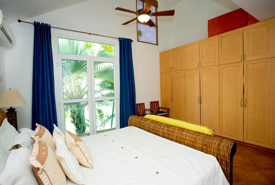 La Isla Contadora - Panama City, Panama