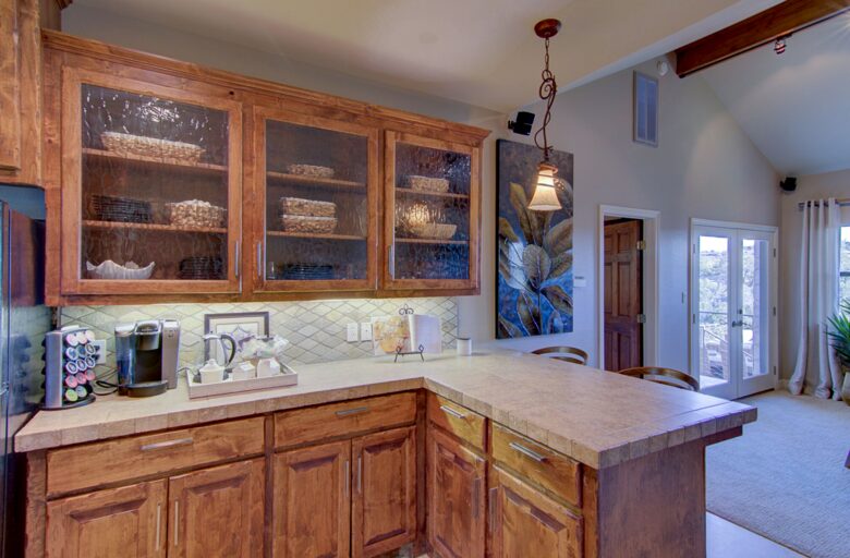 Firesong Ranch and Glamping - The Casita and Ndotto - Spicewood, Texas