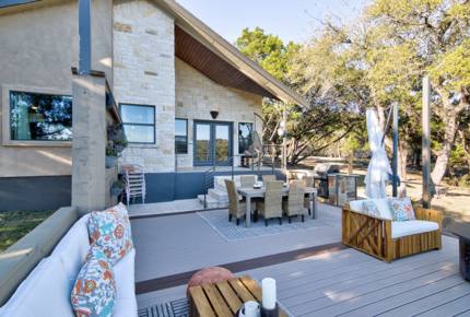 Firesong Ranch and Glamping - The Casita and Ndotto - Spicewood, Texas