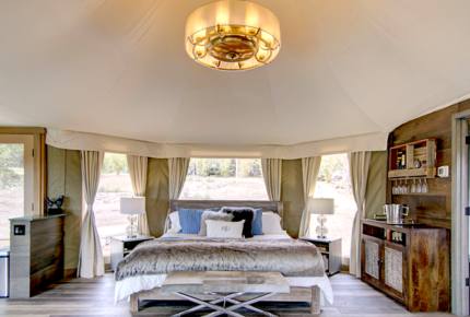 Firesong Ranch and Glamping - The Casita and Ndotto - Spicewood, Texas