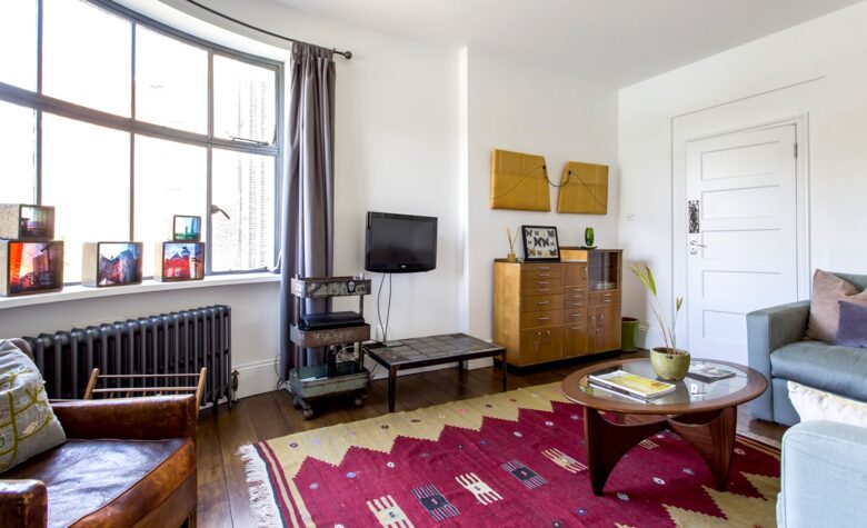 Vintage Trinity Close - London, United Kingdom