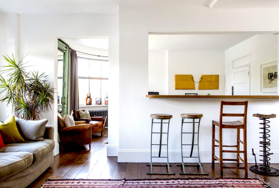 Vintage Trinity Close - London, United Kingdom