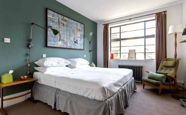 Vintage Trinity Close - London, United Kingdom