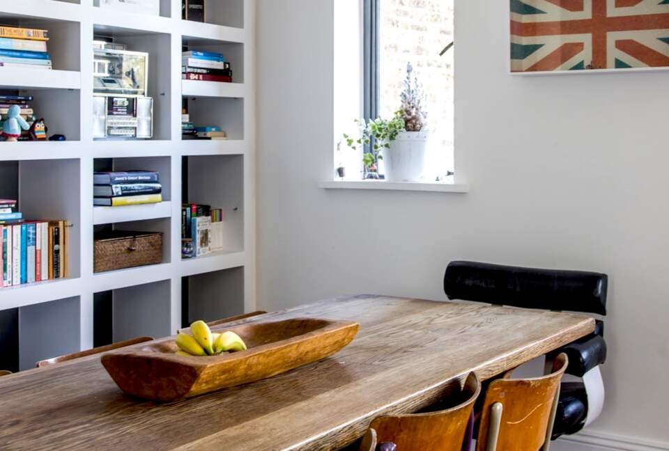 Vintage Trinity Close - London, United Kingdom