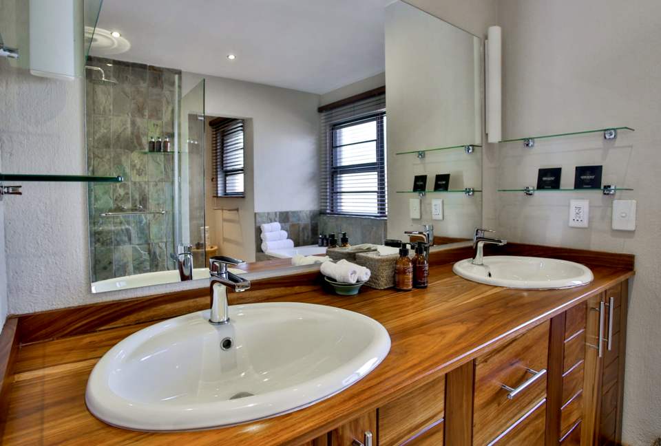 Makanyi Private Game Lodge - Hoedspruit, South Africa