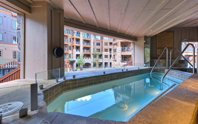 One Village Place Luxury Northstar Residence - Truckee, California