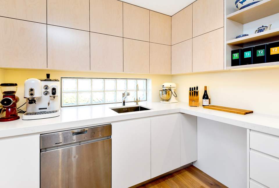 Amanwali - Luxury Beach Escape - Whale Beach, Australia