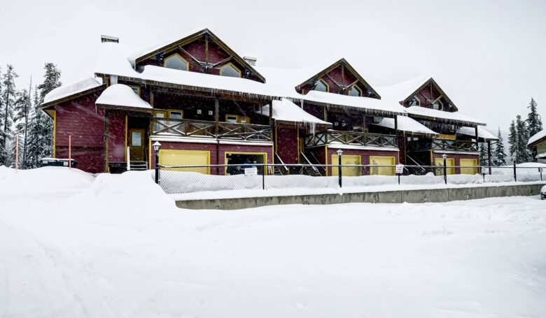 Ski-In/Ski-Out in the Heart of Apex Village - Apex Mountain Resort - Hedley, Canada