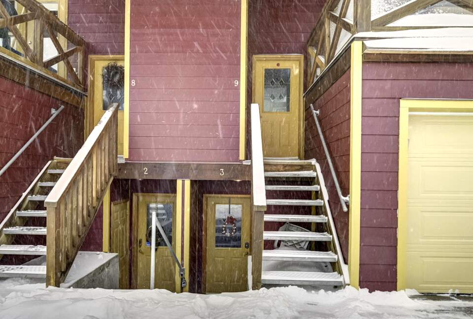 Ski-In/Ski-Out in the Heart of Apex Village - Apex Mountain Resort - Hedley, Canada