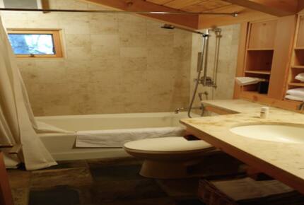 Lake Wenatchee Lodge - Leavenworth, Washington